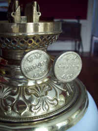Oil Lamp 019.jpg (1003220 bytes)
